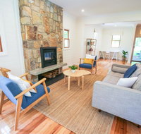 Two Oaks - New Castle Holiday