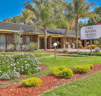Two Rivers Motel - New Castle Holiday