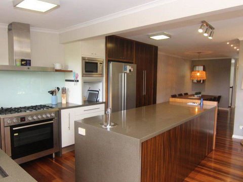 Two Sands Town House - New Castle Holiday 3