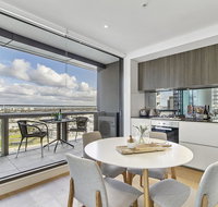 Ultra-Modern Luxury With Views At Kai Waterfront - New Castle Holiday