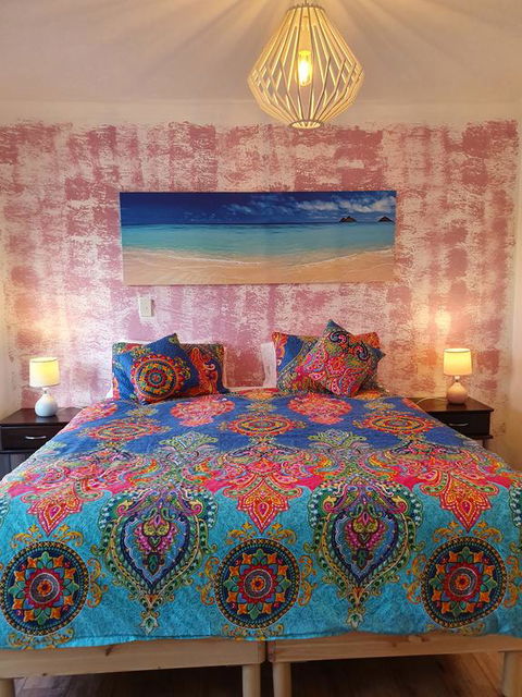 Unique Bouvard Beach House Mandurah - New Castle Holiday 1