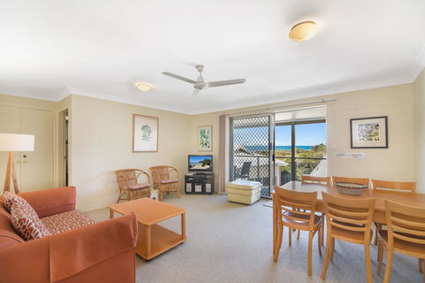 Unit 3 At 4 Pelican Street, Peregian Beach, Noosa Shire - New Castle Holiday 1