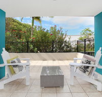 Unit 3 On The Park 22 Frank Street Coolum Beach 400 BOND LINEN INCLUDED - New Castle Holiday