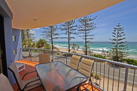 Unit 3, The Rocks, 1746 David Low Way Coolum Beach - 500 BOND - New Castle Holiday 0