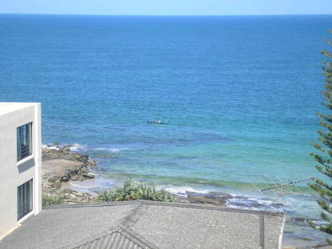 Unit 5 Sanctuary Shores, Kings Beach - Free Wifi! - New Castle Holiday 2