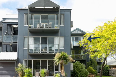 Unit 9 Bellevue - New Castle Holiday 1