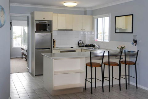Unit 9 Bellevue - New Castle Holiday 3