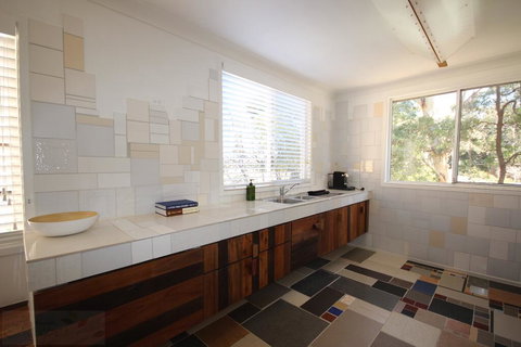 Up-cycle House Blackheath - New Castle Holiday 3