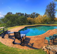 Upper Murray Cottages - New Castle Holiday