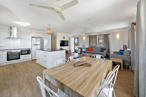 Upstairs And Downstairs - 81 Denman Camp Rd - New Castle Holiday 0