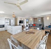 Upstairs and Downstairs - 81 Denman Camp Rd - New Castle Holiday