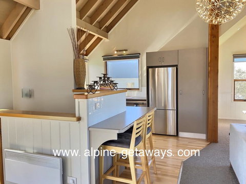 Vertical Limit - New Castle Holiday 1