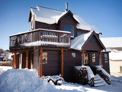 Vertical Limit - New Castle Holiday 0