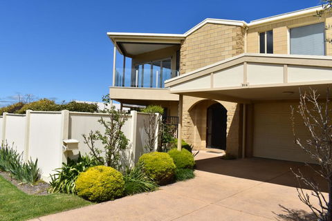 VIEWS FOREVER - INVERLOCH - New Castle Holiday 0