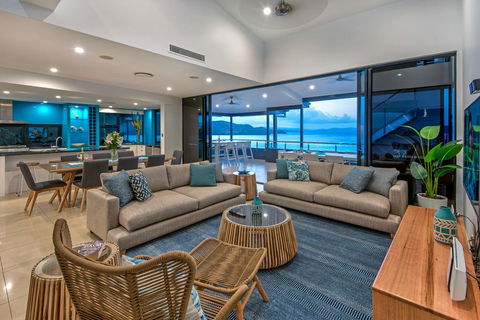 Villa 16 The Edge On Hamilton Island - New Castle Holiday 2