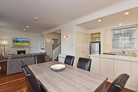 Villa 2br Grange Resort Condo Located Within Cypress Lakes Resort (nothing Is More Central) - New Castle Holiday 1