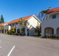 Villa Manyana 09 - New Castle Holiday