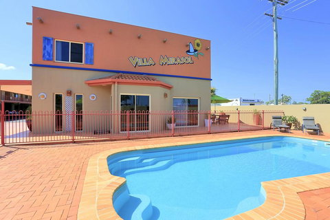 Villa Mirasol Motor Inn - New Castle Holiday 1
