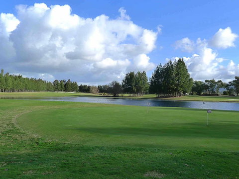 Villa On The Green - New Castle Holiday 3