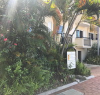 Villa Vaucluse Apartments - New Castle Holiday