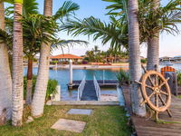 Book Yamba Accommodation Vacations New Castle Holiday New Castle Holiday