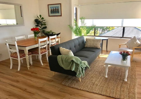 Vista Marina Penthouse #6 - New Castle Holiday 3