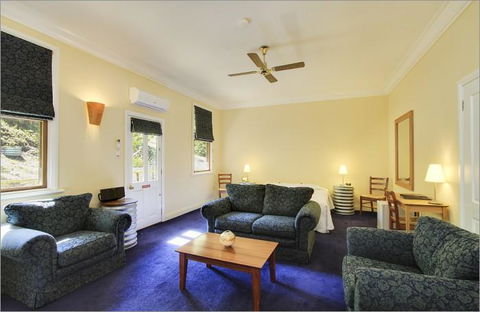 Walhalla's Star Hotel - New Castle Holiday 2