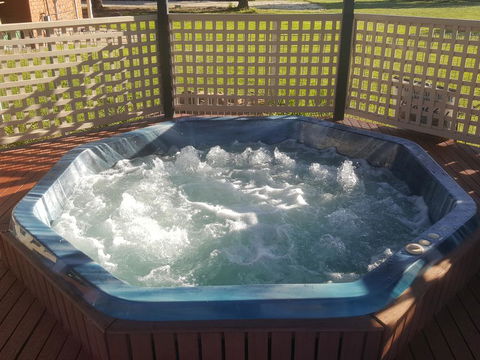 Walkabout Motel - New Castle Holiday 1