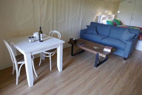 Wallabies Rest - New Castle Holiday 3