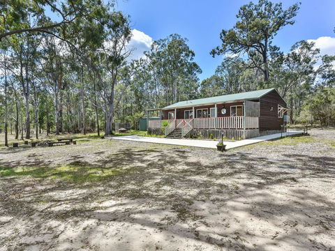 Wallaby Cottage - Cute Accom In Bushland Setting - New Castle Holiday 1