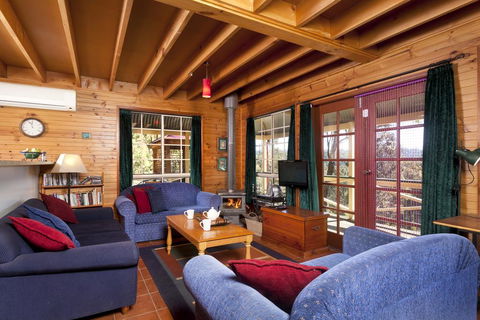 Wallaby Leap - New Castle Holiday 0