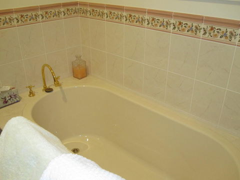 Walton House Bed & Breakfast - New Castle Holiday 3