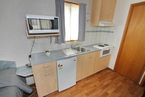 Wangaratta Caravan Park - New Castle Holiday 1