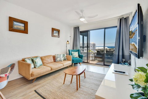 Warroo15 - New Castle Holiday 0