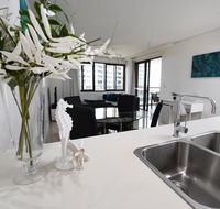 WATERFRONT DARWIN TROPICAL GEM - New Castle Holiday