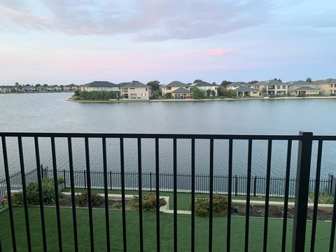 Waterfront Grand Villa For Big Group - New Castle Holiday 3