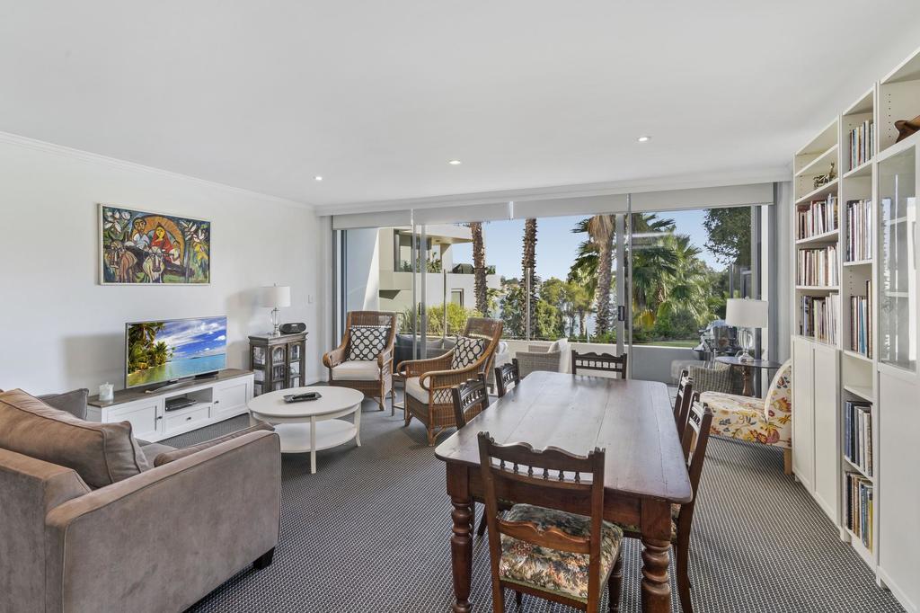 Canada Bay NSW New Castle Holiday