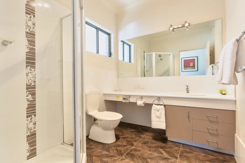Blazing Stump Motel & Suites - New Castle Holiday 14