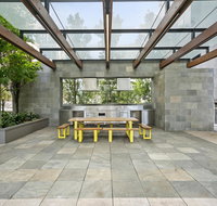 Complete Host Manhattan Apartments - New Castle Holiday