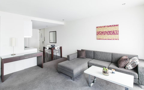 Punthill Williamstown - New Castle Holiday 12