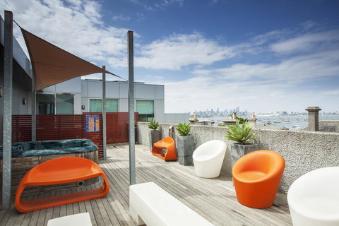 Punthill Williamstown - New Castle Holiday 0