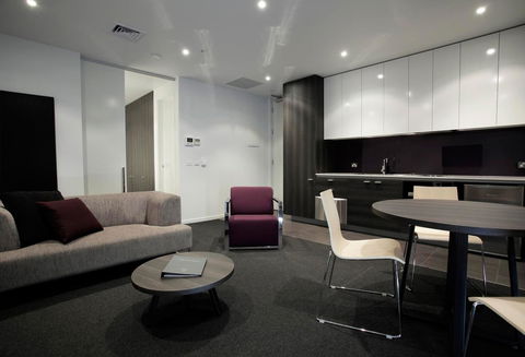 Tyrian Serviced Apartments Fitzroy - New Castle Holiday 4