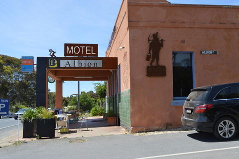 The Albion Motel Castlemaine - New Castle Holiday 6