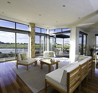 19 Glen Eagles Close - New Castle Holiday