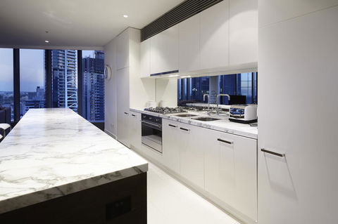 Melbourne Luxury Collection - New Castle Holiday 11