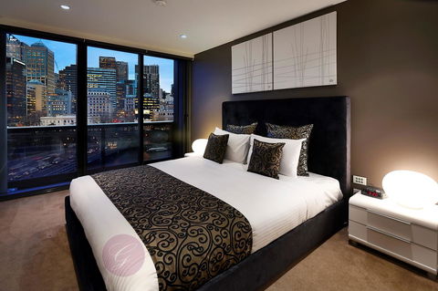 Melbourne Luxury Collection - New Castle Holiday 17