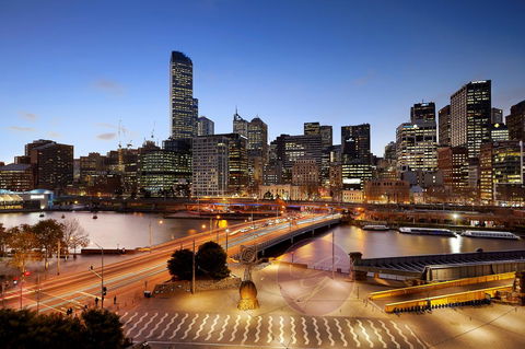 Melbourne Luxury Collection - New Castle Holiday 27