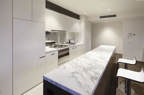 Melbourne Luxury Collection - New Castle Holiday 10