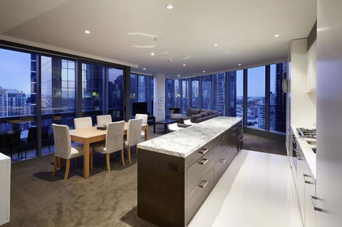 Melbourne Luxury Collection - New Castle Holiday 9