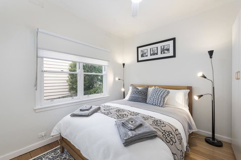 Hillside House - New Castle Holiday 7